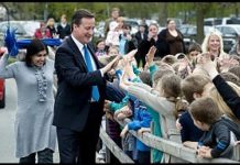 ELEZIONI Gran Bretagna, Cameron in testa ma senza maggioranza assoluta Gran Bretagna, Cameron in testa ma senza maggioranza assoluta