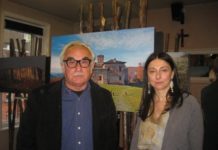 Londra :mostra fotografica “ Case d’Altri” del fotografo Paolo Zappaterra. Paolo_Zappaterra_e_Piera_Raimondi_Cominesi.jpg