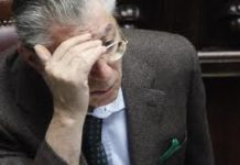 Scagli la prima pietra chi non ha mai rubato umberto_bossi