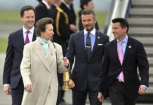 Finalmente la fiaccola olimpica e’ in UK fiammaolimica