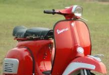 Raduno della Vespa a Londra vespa