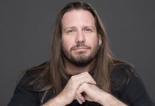 ESTEBAN ROEL Attore, regista, produttore e fondatore dell’Istituto del Cinema di Madrid