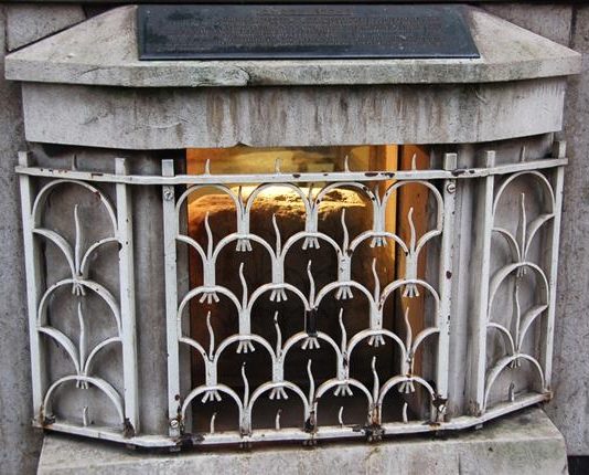 La misteriosa Pietra di Londra. Pochi sanno della sua esistenza. E’ il cuore di Londra