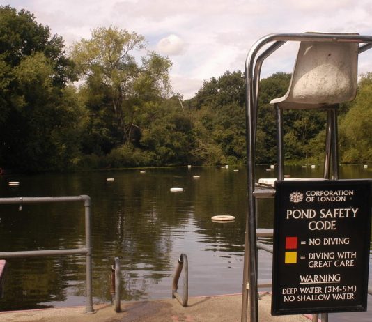 Londra rovente, boom di lidi e piscine