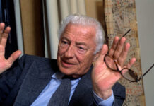Gianni Agnelli avrebbe compiuto 100 anni: “Molto amato, tanto imitato ma mai eguagliato”