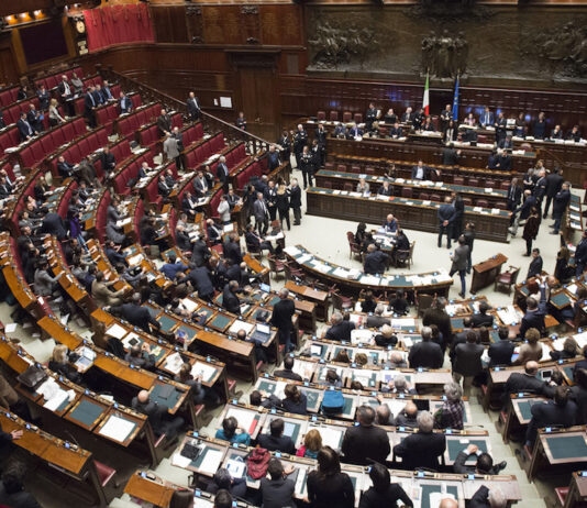 Ecco gli eletti all’estero alla camera e al Senato Ricciardi eletto con il PD e Billi con centrodestra vedi gli atri Londonone radio i candidati all'estero