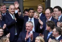 Rishi Sunak: Perché parlare del colore della pelle e dei suoi soldi? Valutiamo il suo lavoro italoeuropeo londononeradio italiani londra