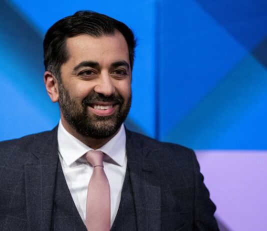 Humza Yousaf è il nuovo Primo Ministro scozzese