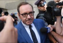 Londra: Kevin Spacey a processo giudicato “un predatore”, come serial killer interpretato nel film “Seven”. Italoeuropeo LondonONEradio Kevin Spacey