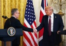 Gli Stati Uniti e il Regno Unito hanno annunciato un importante patto commerciale che potrebbe segnare una svolta nei rapporti economici tra i due Paesi italoeuropeo LondonONE radio Gli Stati Uniti e il Regno Unito hanno annunciato un importante patto commerciale che potrebbe segnare una svolta nei rapporti economici tra i due Paesi