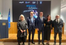 Inaugura all’Ambasciata ‘Benfatto’: l’eccellenza dell’alto artigianato italiano in mostra a Casa Italia LodnonONE radio Italoeuroepo Inaugura all’Ambasciata ‘Benfatto’: l’eccellenza dell’alto artigianato italiano in mostra a Casa Italia