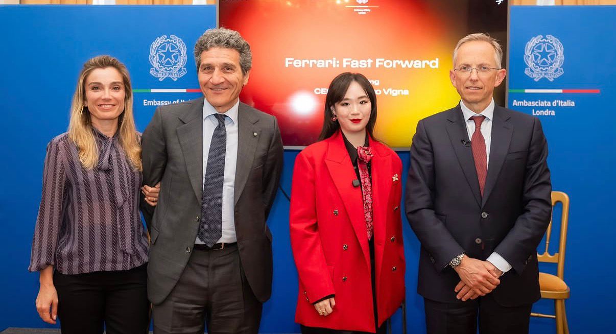 LononONE radio italoeuropeo Ferrari